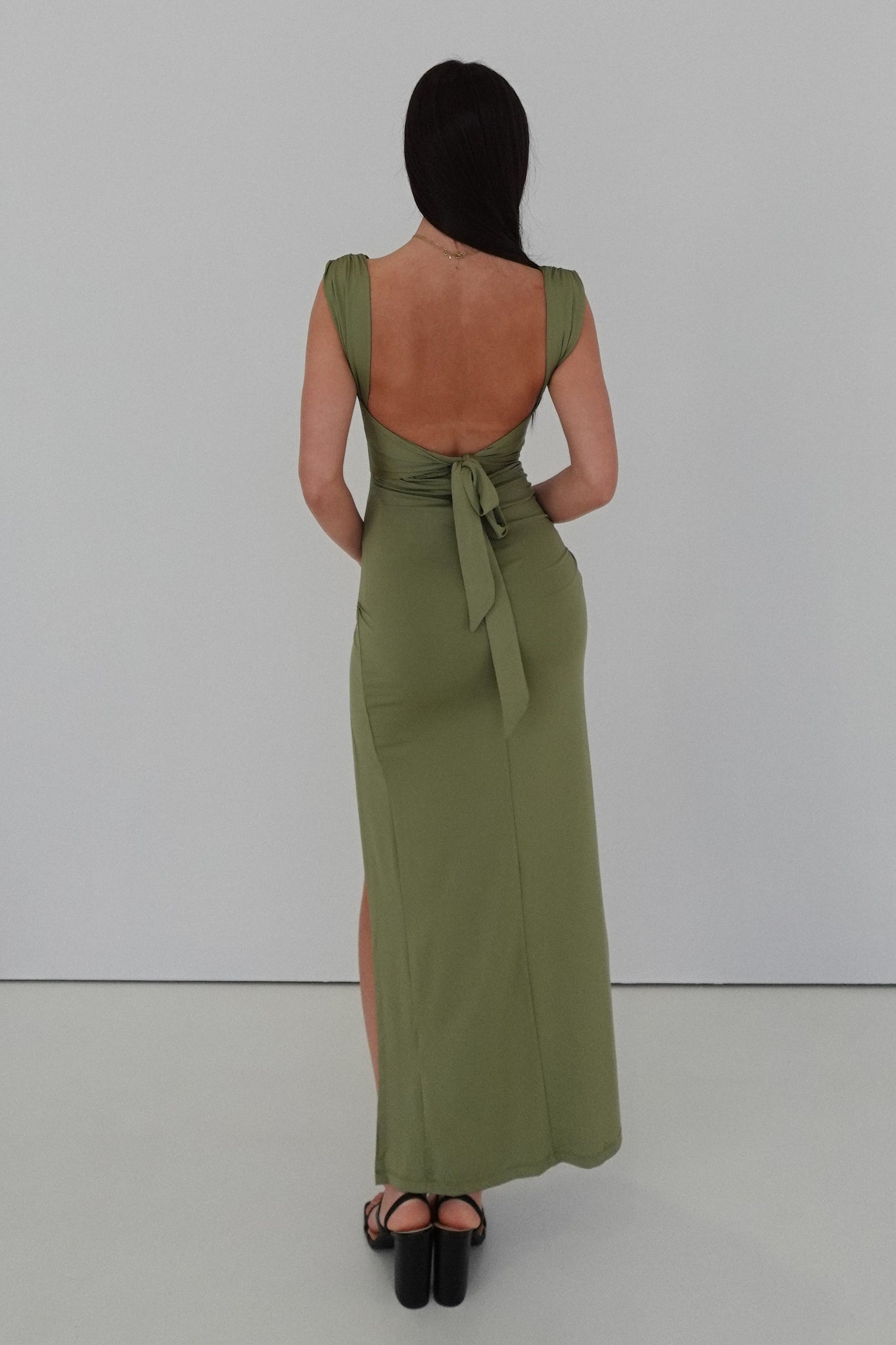 Timeless Elegant Midi Dress