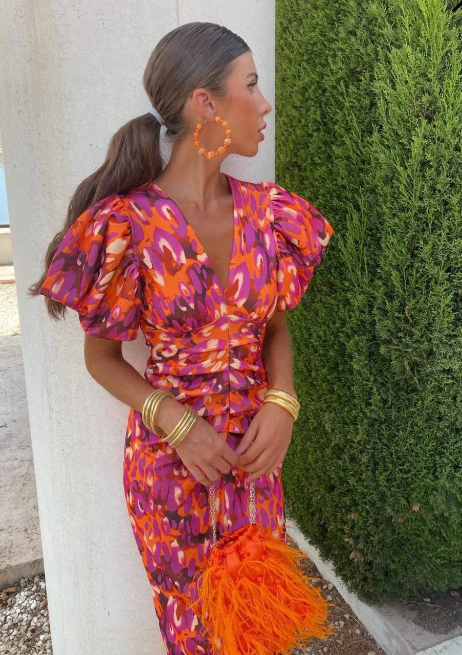 Loren - Vibrant Midi Dress with Puff Sleeves
